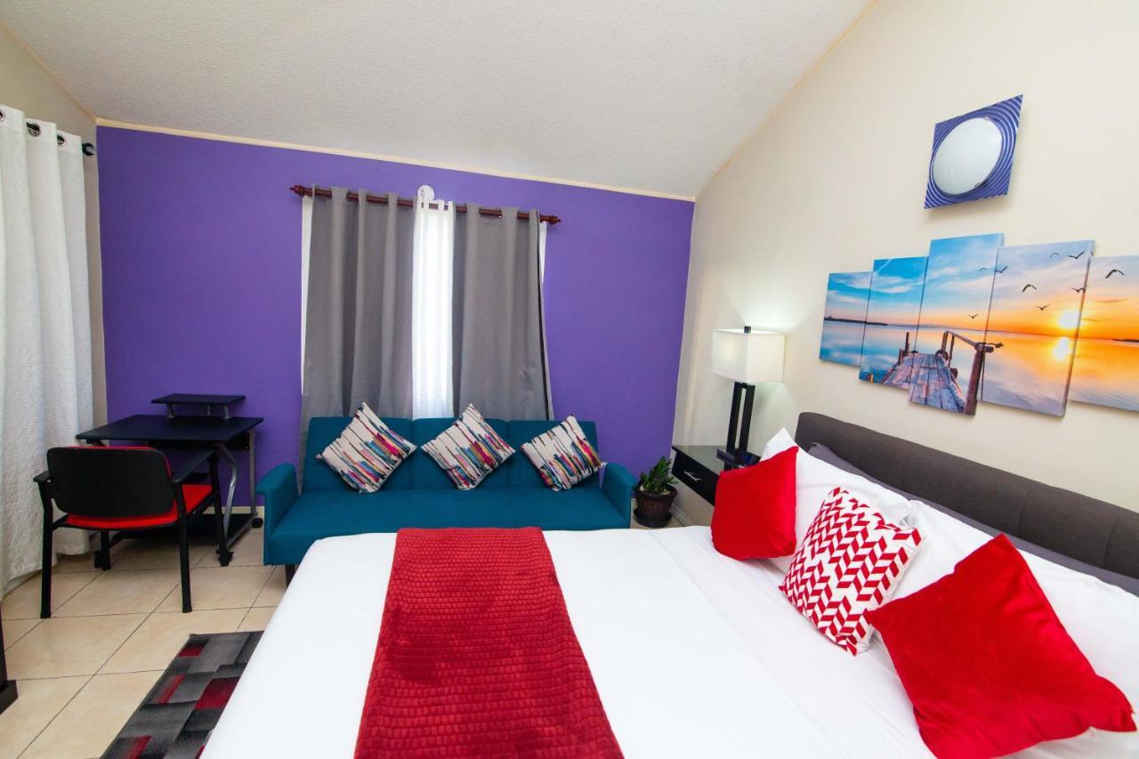 The Oasis I, Portmore Country Club Luaran gambar